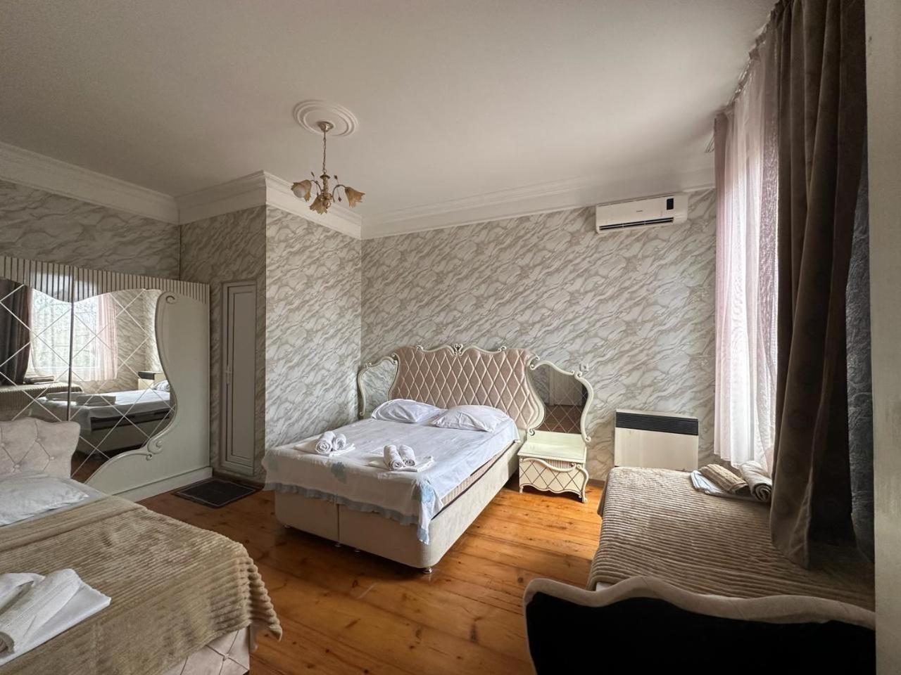 Rezo'S Ranch Appartement Samtredia Buitenkant foto