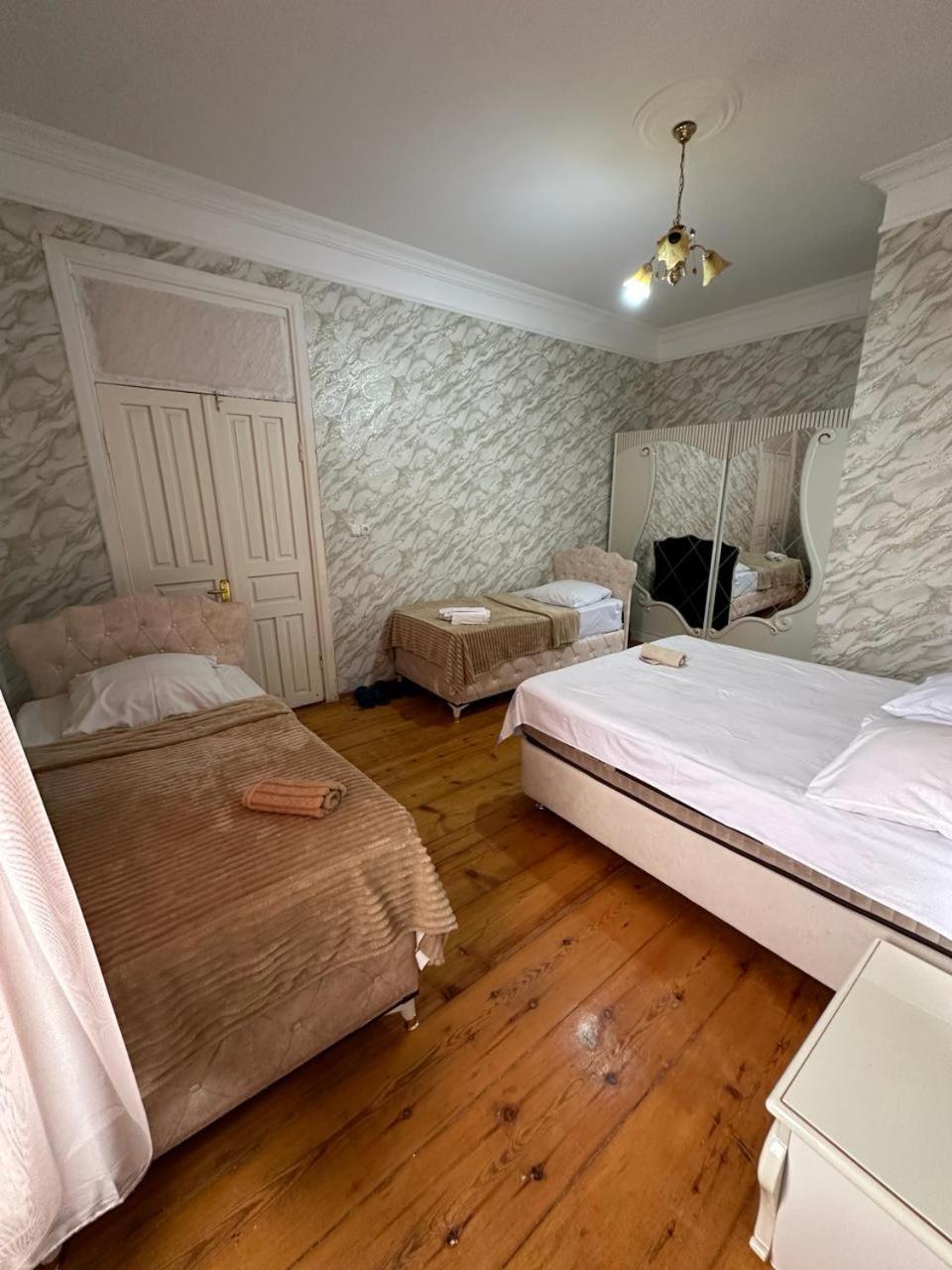 Rezo'S Ranch Appartement Samtredia Buitenkant foto